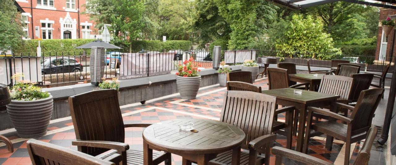 The Spread Eagle Hotel Manchester Bagian luar foto