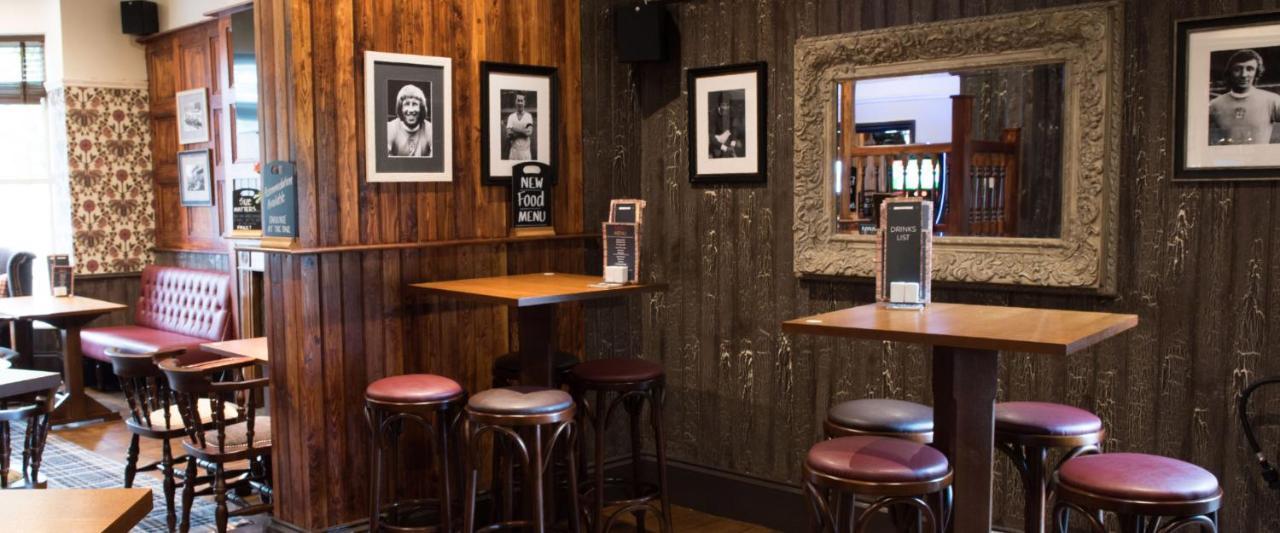 The Spread Eagle Hotel Manchester Bagian luar foto