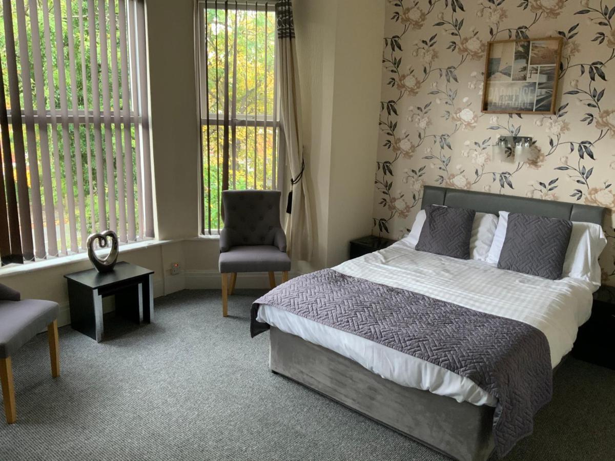 The Spread Eagle Hotel Manchester Bagian luar foto